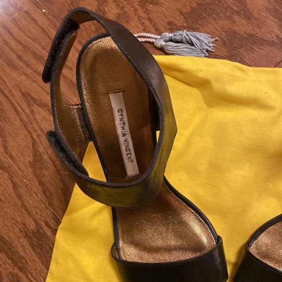 NWT Cynthia Vincent High Heels With Box & Dust Bag, size 8, color black, 3” heel - Picture 4 of 6